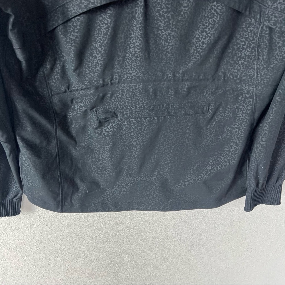 NWOT Athleta Racer Running Free Jacket Printed Black Cosmos Hooded Women - Picture 13 of 15
